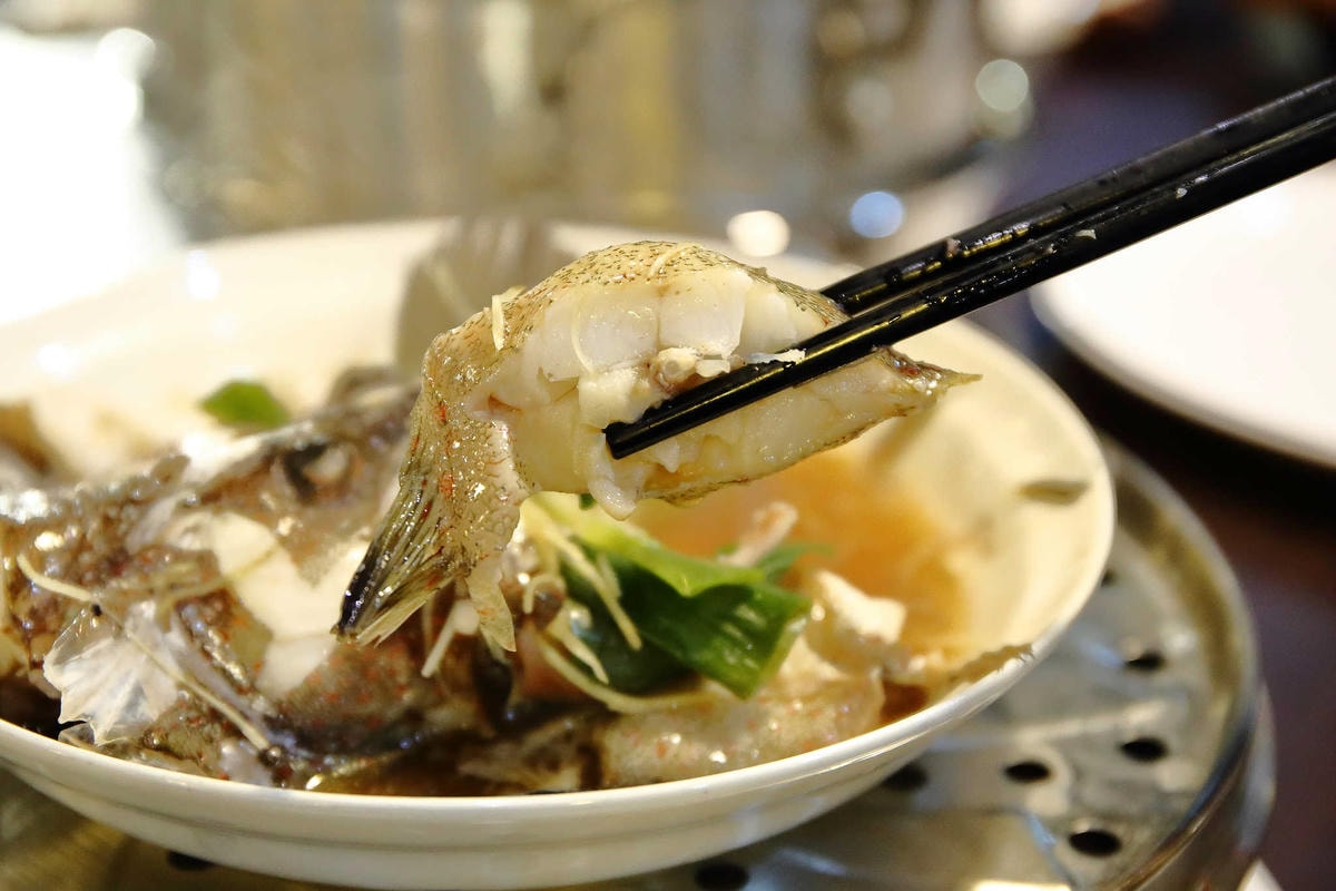 【食。林口】蒸翻天海鮮蒸氣火鍋餐廳〜愛吃海鮮必看!海鮮火鍋也能這樣吃?層層疊疊就是這樣吃才霸氣!