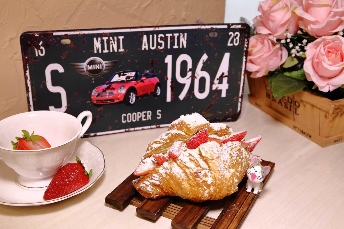 【食。桃園】REAL臻‧烘焙坊〜桃園手作麵包推薦。草莓季限定夢幻可頌、歐包特販,一吃准愛上這個味道!