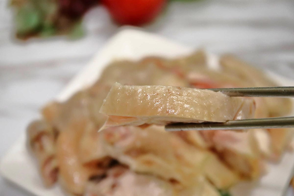 【食。中和】威利鵝雞〜好吃鹹水、蔗香燻雞肉，逛市場買熟食輕鬆加菜，一吃成主顧