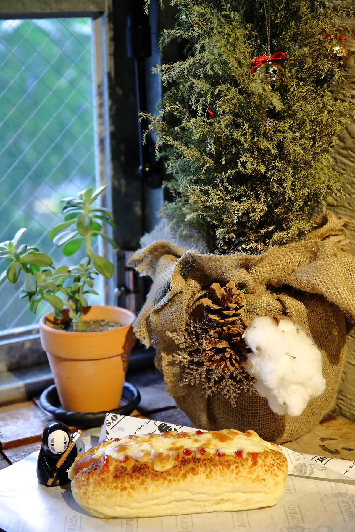 【食。台北】YOLO’s Cafe 合江店〜喝個咖啡吧！融合了運動吧與時下流行的文青咖啡館(寵物友善餐廳)