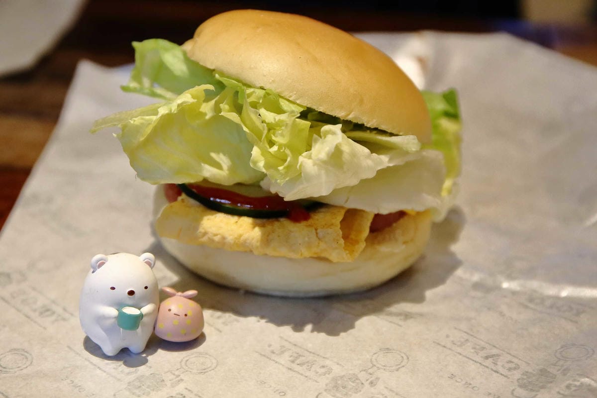 【食。台北】YOLO’s Cafe 合江店〜喝個咖啡吧！融合了運動吧與時下流行的文青咖啡館(寵物友善餐廳)