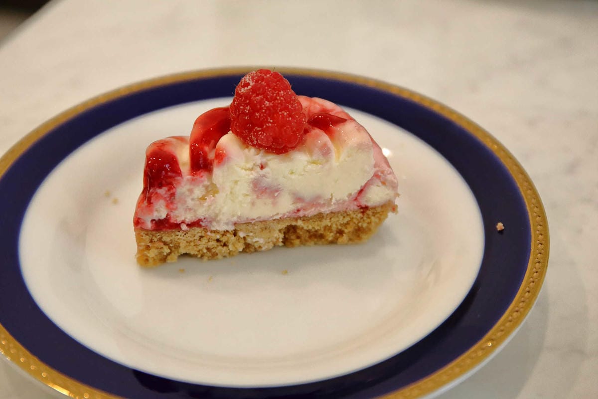 【食。桃園】Daisy Cafe〜桃園甜點下午茶推薦。網美IG打卡最愛午茶！高質感法式甜點，不用150元就能吃的到？