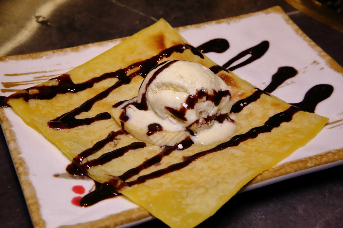 【食。板橋】原月日式頂級帝王蟹燒烤吃到飽〜板橋吃到飽。專人桌邊服務,高檔食材就是要讓你飽到吃不下!