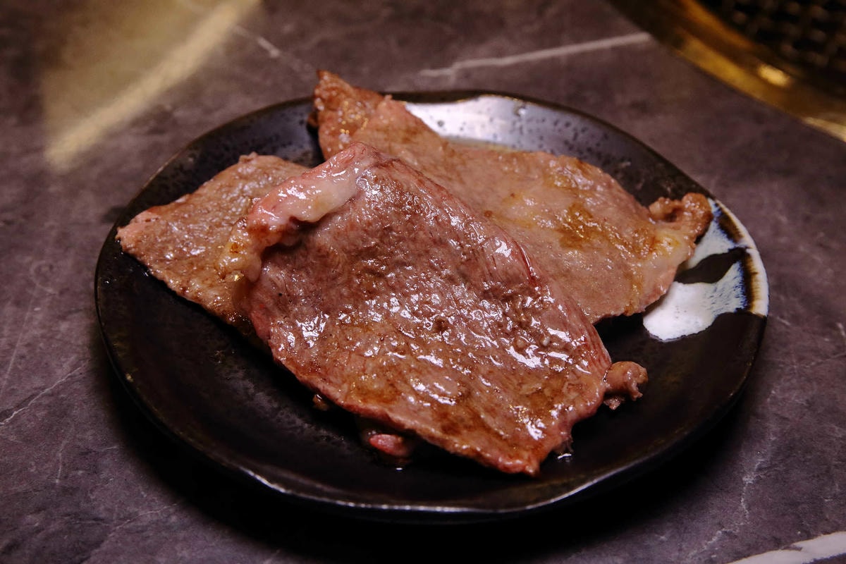 【食。板橋】原月日式頂級帝王蟹燒烤吃到飽〜板橋吃到飽。專人桌邊服務,高檔食材就是要讓你飽到吃不下!