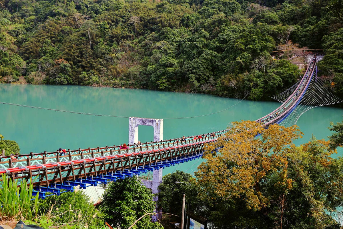 【遊。桃園】新溪口吊橋〜桃園新景點!全台最長吊橋,一個風景絕美,但耐力體力大考驗