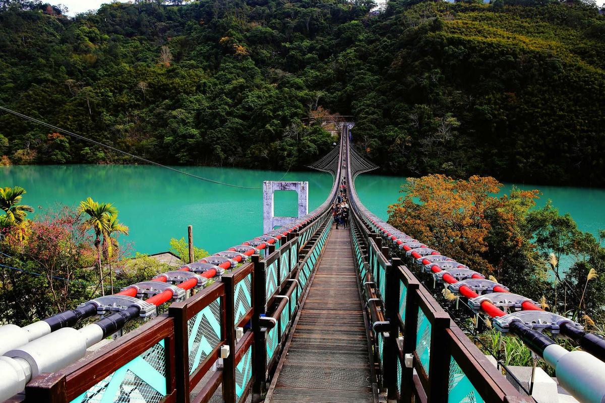 【遊。桃園】新溪口吊橋〜桃園新景點!全台最長吊橋,一個風景絕美,但耐力體力大考驗