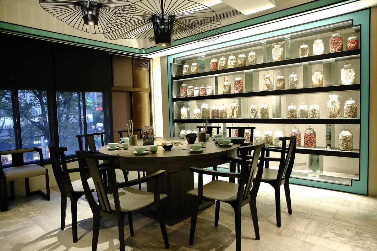 【食。台北】青花驕 麻辣鍋〜王品集團推出新品牌!麻辣鍋專賣店,獨特青花椒辣、香、麻,台北捷運中山站聚餐、約會火鍋首選