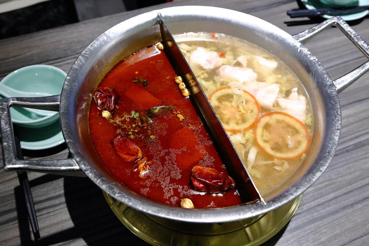 【食。台北】青花驕 麻辣鍋〜王品集團推出新品牌!麻辣鍋專賣店,獨特青花椒辣、香、麻,台北捷運中山站聚餐、約會火鍋首選