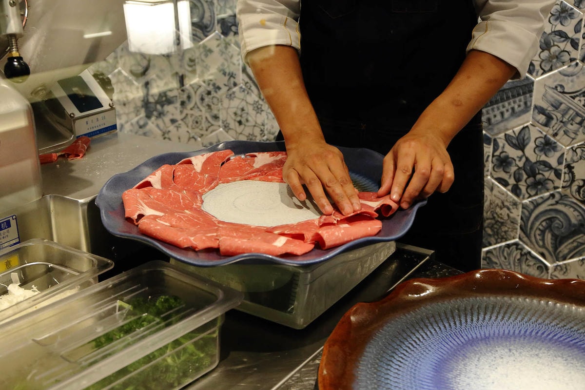 【食。台北】青花驕 麻辣鍋〜王品集團推出新品牌!麻辣鍋專賣店,獨特青花椒辣、香、麻,台北捷運中山站聚餐、約會火鍋首選