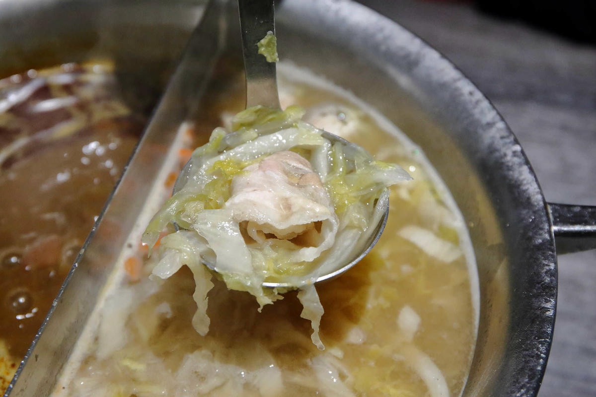 【食。台北】青花驕 麻辣鍋〜王品集團推出新品牌!麻辣鍋專賣店,獨特青花椒辣、香、麻,台北捷運中山站聚餐、約會火鍋首選