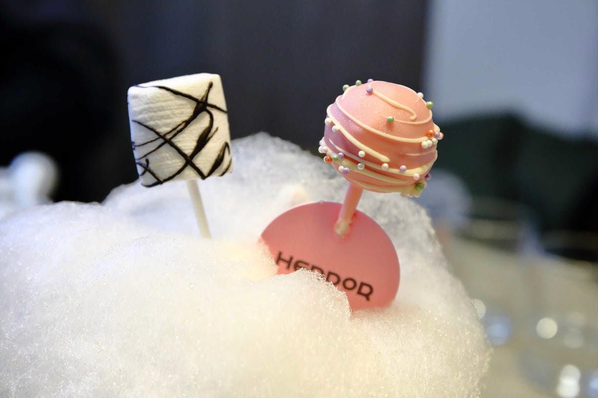 【食。板橋】禾 多 靜巷 – Herdor Near〜板橋早午餐推薦。隱藏巷弄內的低調早午餐咖啡廳，繽紛花牆、3D彩繪超好拍！