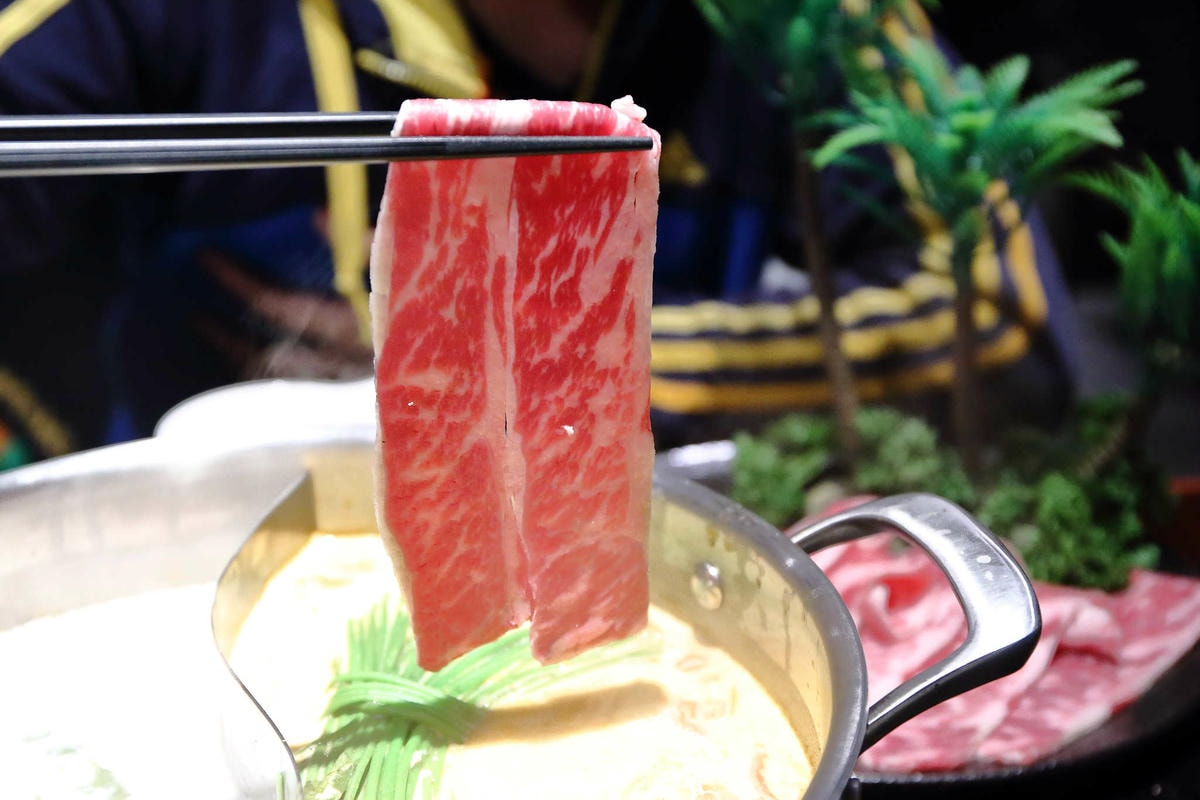 【食。台北】泰滾泰式火鍋〜東區火鍋新開幕。在都市叢林吃泰式火鍋?蹦出新滋味火鍋誕生!