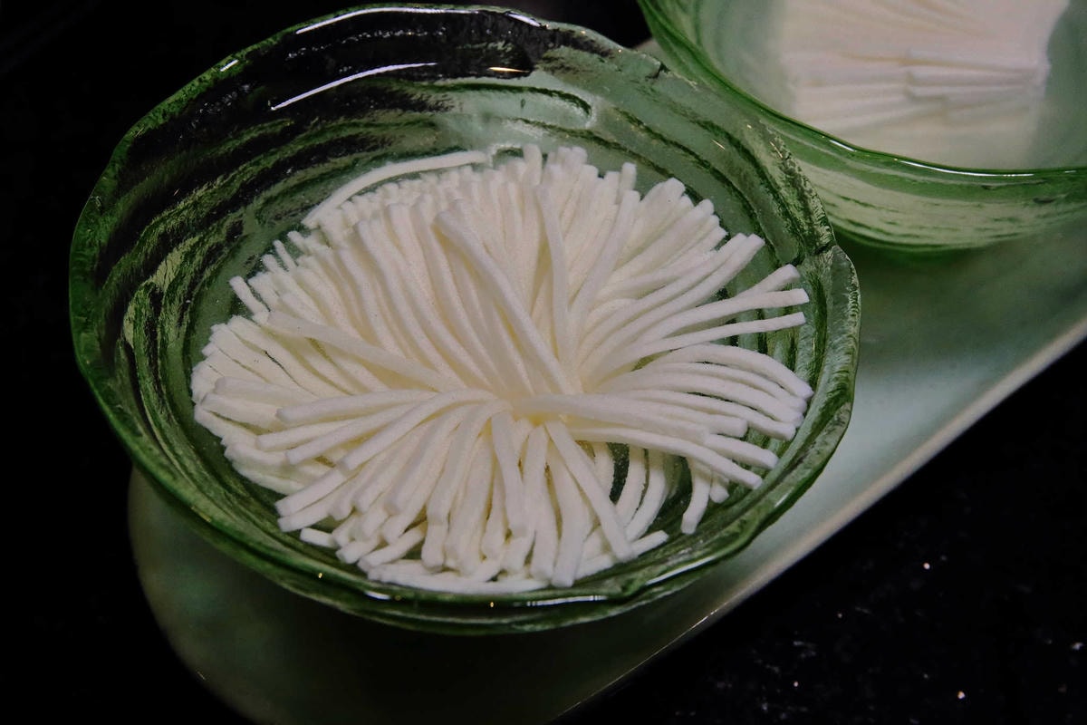 【食。台北】泰滾泰式火鍋〜東區火鍋新開幕。在都市叢林吃泰式火鍋?蹦出新滋味火鍋誕生!