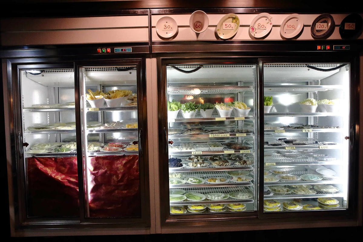 【食。台北】赤哥汕頭火鍋-台北松江總店〜有夠狂!沙茶火鍋要這樣吃啊!日本A5和牛,每一口都是幸福的頂級食材來囉〜