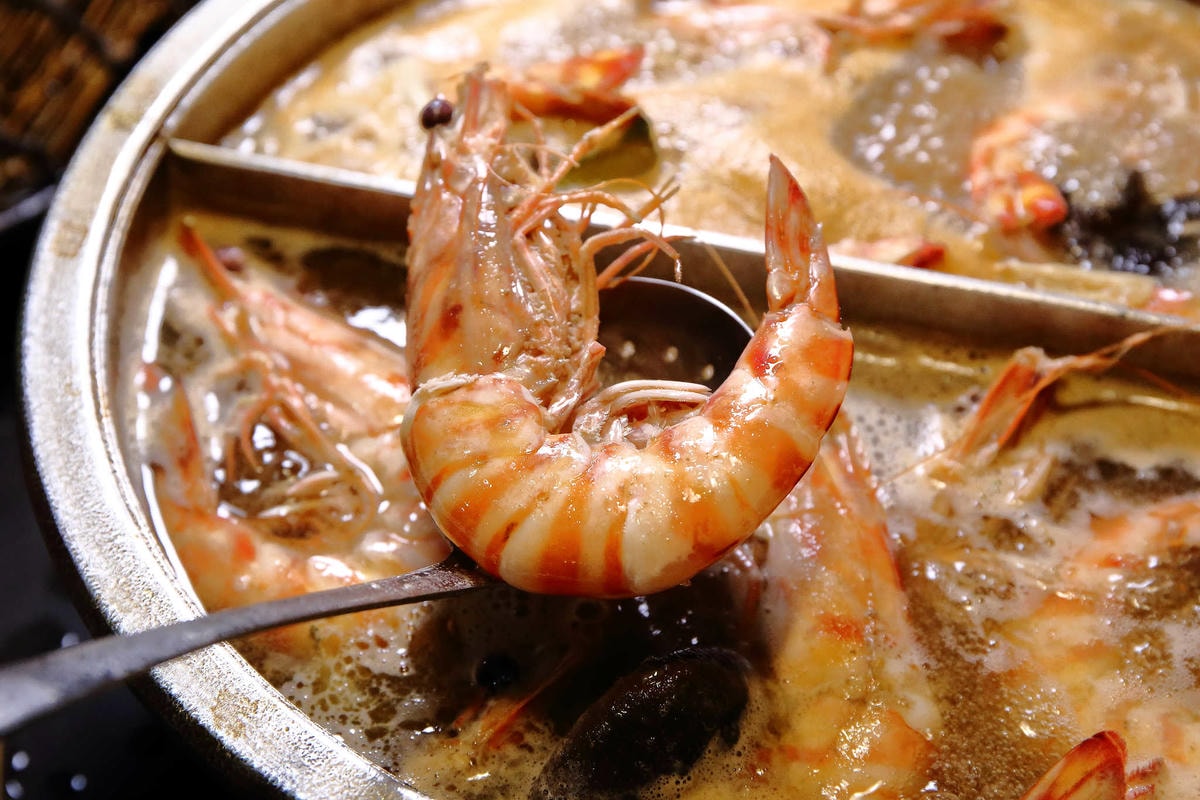 【食。台北】赤哥汕頭火鍋-台北松江總店〜有夠狂!沙茶火鍋要這樣吃啊!日本A5和牛,每一口都是幸福的頂級食材來囉〜