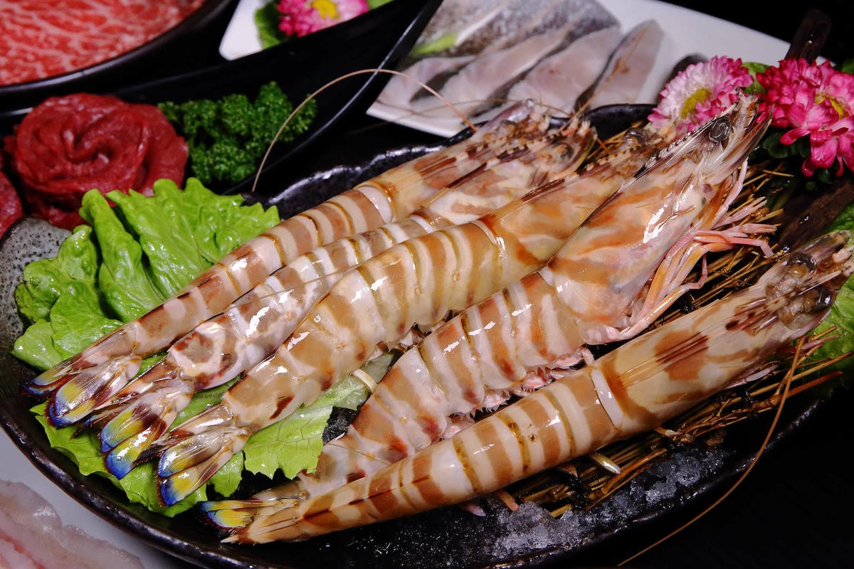 【食。台北】赤哥汕頭火鍋-台北松江總店〜有夠狂!沙茶火鍋要這樣吃啊!日本A5和牛,每一口都是幸福的頂級食材來囉〜