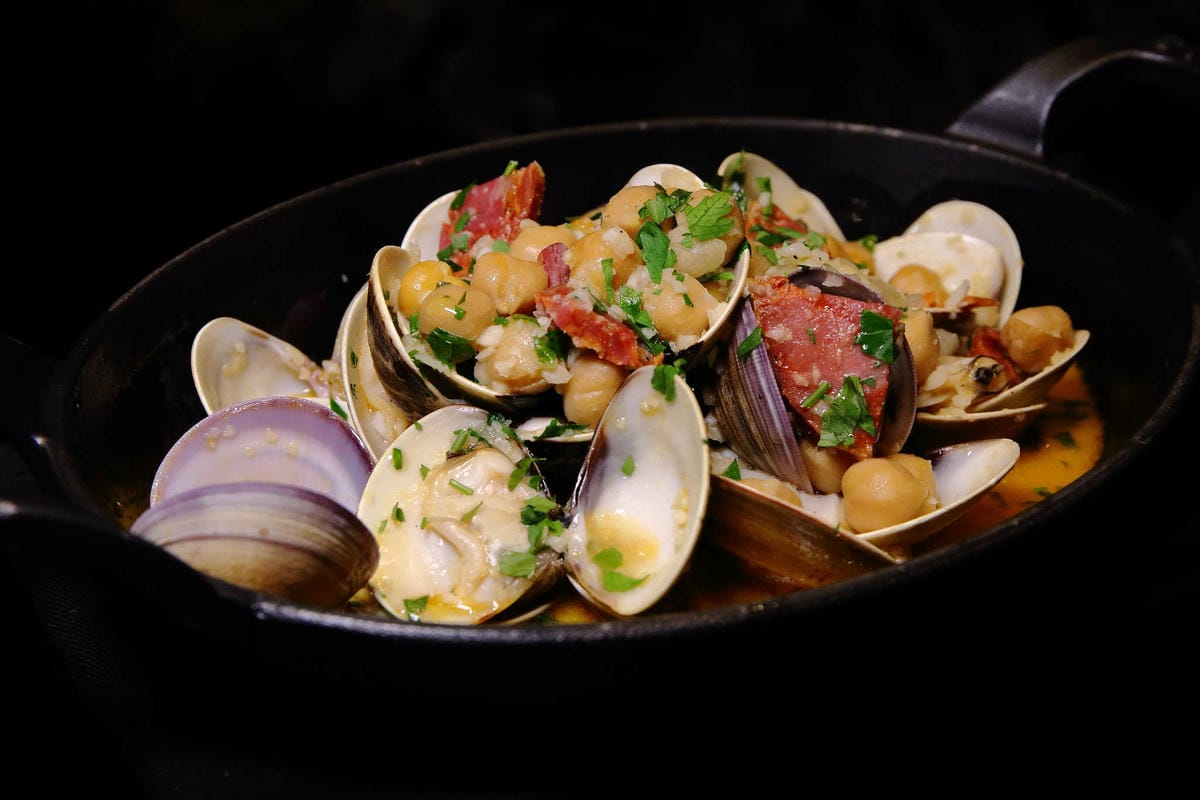 【食。台北】DOMANI義式餐廳〜大安區/忠孝新生站義式餐廳。美食達人帶路，安靜巷弄裡品嚐生活的慢活及義式料理，CP值高高！