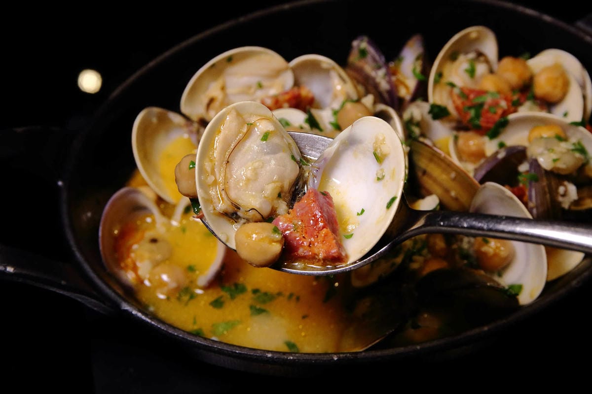 【食。台北】DOMANI義式餐廳〜大安區/忠孝新生站義式餐廳。美食達人帶路，安靜巷弄裡品嚐生活的慢活及義式料理，CP值高高！