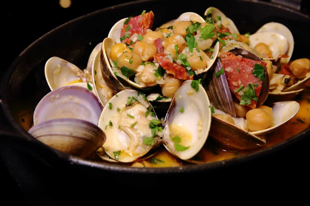 【食。台北】DOMANI義式餐廳〜大安區/忠孝新生站義式餐廳。美食達人帶路，安靜巷弄裡品嚐生活的慢活及義式料理，CP值高高！