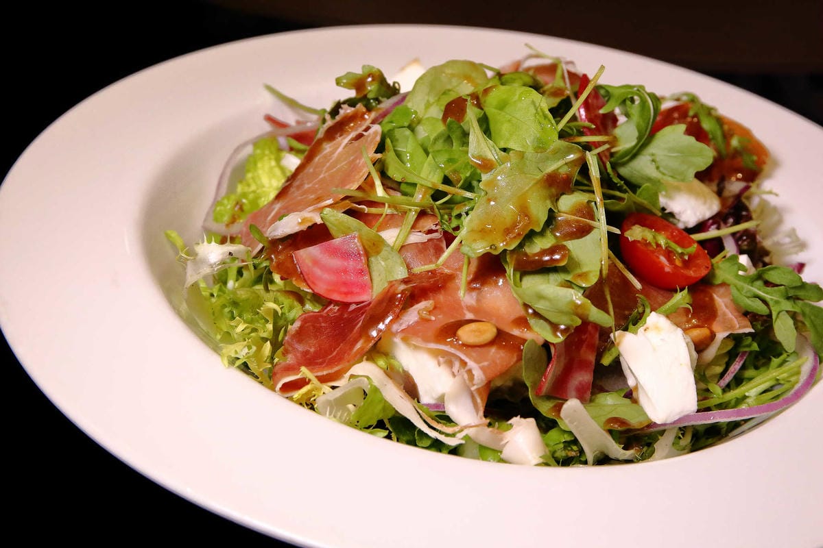 【食。台北】DOMANI義式餐廳〜大安區/忠孝新生站義式餐廳。美食達人帶路，安靜巷弄裡品嚐生活的慢活及義式料理，CP值高高！