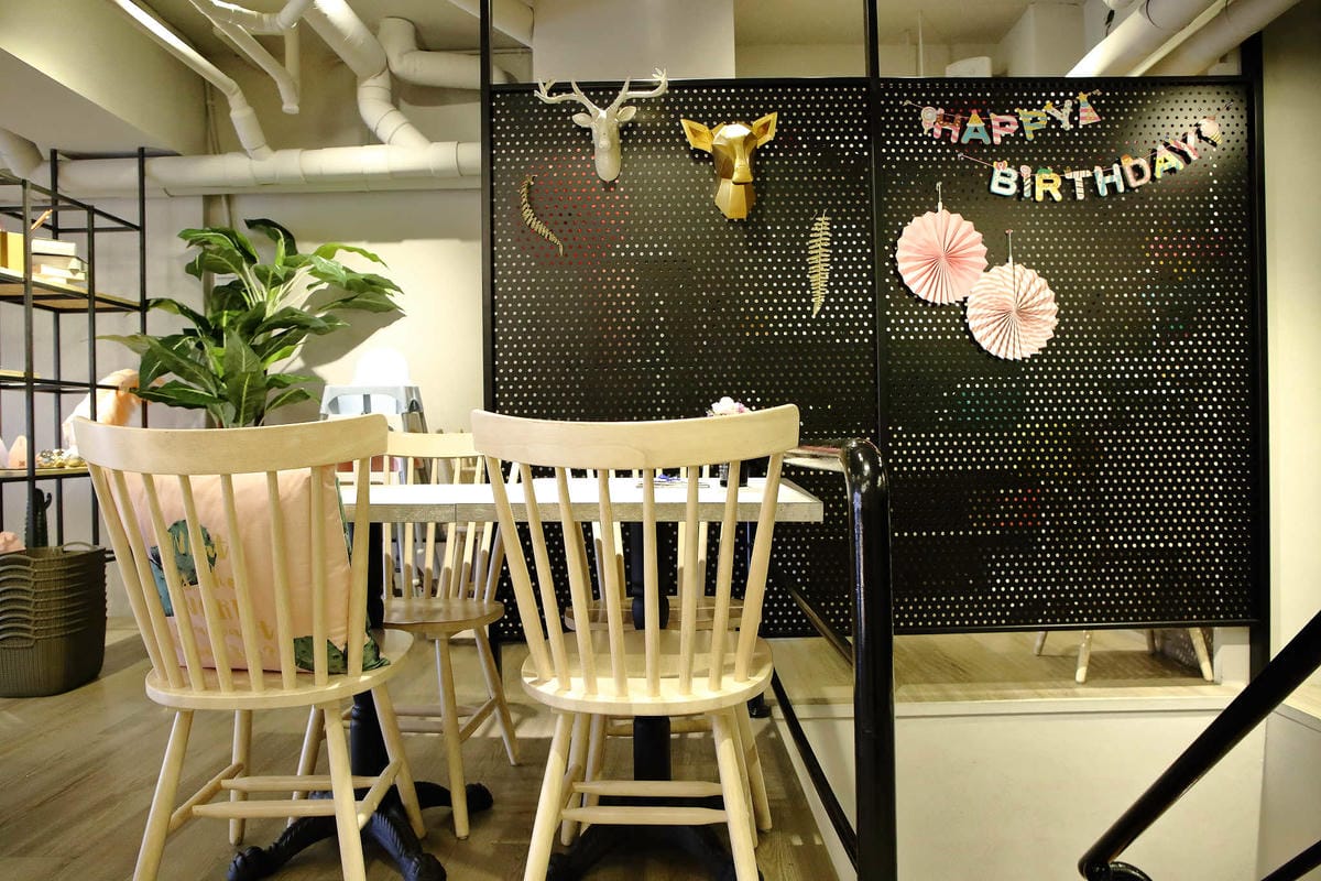 【食。桃園】Piepai Cafe’〜好好拍景點餐廳推薦。超美的室內花草植物牆，網美新打卡熱點！彩虹甜點，美到捨不得吃！(已歇業)