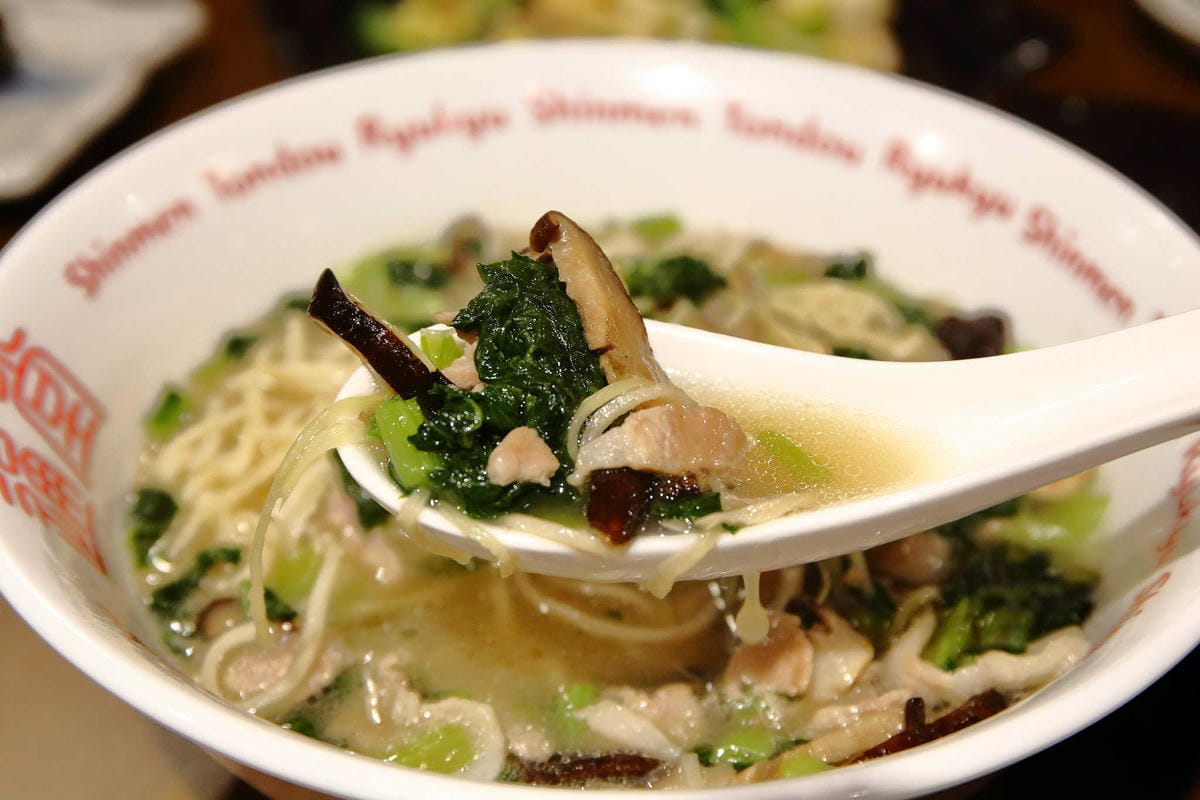 【食。台北】琉球新麵 通堂拉麵〜拉麵控注意！沖繩人氣拉麵店登台！台灣味的拉麵讓人吃了欲罷不能啊！