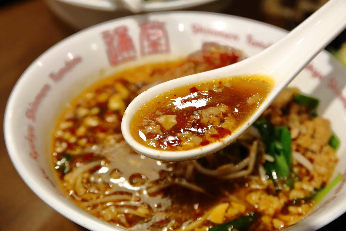 【食。台北】琉球新麵 通堂拉麵〜拉麵控注意！沖繩人氣拉麵店登台！台灣味的拉麵讓人吃了欲罷不能啊！