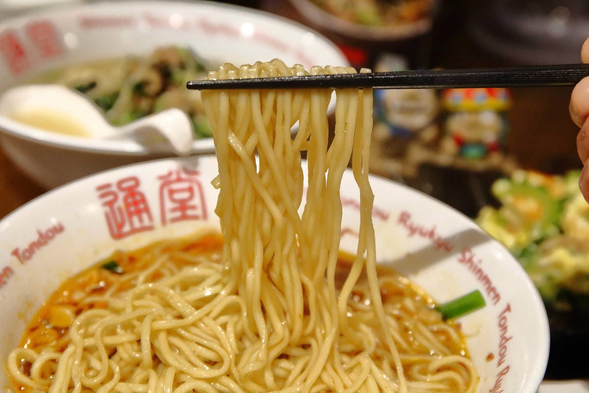 【食。台北】琉球新麵 通堂拉麵〜拉麵控注意！沖繩人氣拉麵店登台！台灣味的拉麵讓人吃了欲罷不能啊！