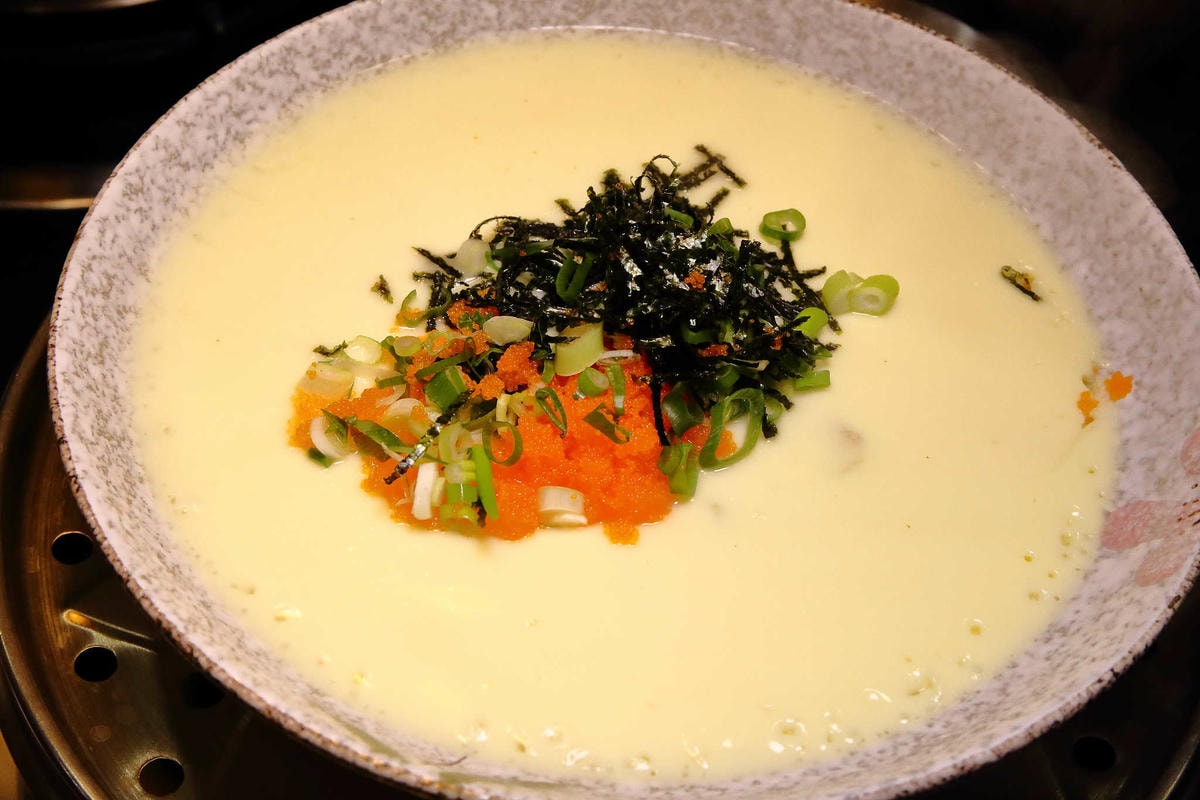 【食。中和】澎湖蒸鱻蒸氣火鍋〜中永和火鍋。超夯海鮮塔蒸氣火鍋來了,現撈波士頓龍蝦,活跳跳生猛海鮮,尚青ㄟ!(已歇業)