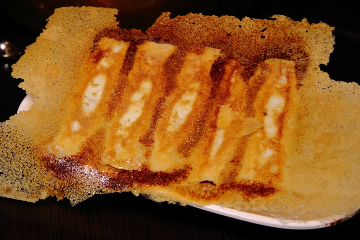 【食。新店】老蔣的家鄉味〜來自東北正宗炭火酸菜白肉火鍋，沸騰著，連老饕也無法抗拒！