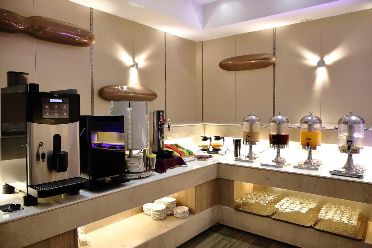 【食。桃園】晶悅國際飯店-集饗樂自助百匯〜桃園下午茶吃到飽。五百元有找！和姐妹們的下午茶又有新的選擇！(已歇業)