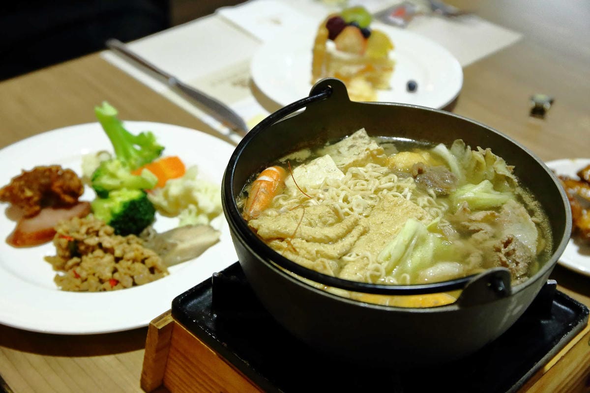 【食。桃園】晶悅國際飯店-集饗樂自助百匯〜桃園下午茶吃到飽。五百元有找！和姐妹們的下午茶又有新的選擇！(已歇業)