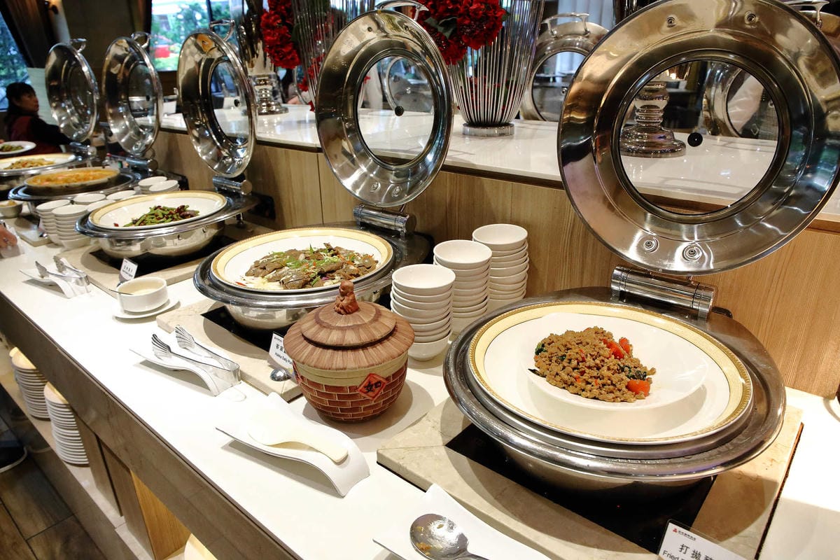 【食。桃園】晶悅國際飯店-集饗樂自助百匯〜桃園下午茶吃到飽。五百元有找！和姐妹們的下午茶又有新的選擇！(已歇業)