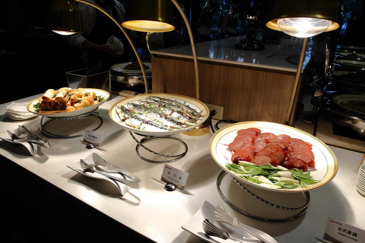 【食。桃園】晶悅國際飯店-集饗樂自助百匯〜桃園下午茶吃到飽。五百元有找！和姐妹們的下午茶又有新的選擇！(已歇業)