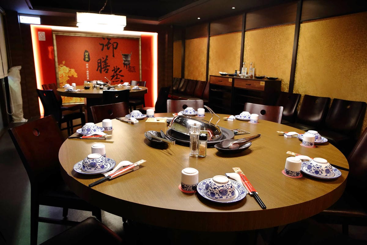 【食。桃園】御蒸饌蒸氣陶鍋餐廳〜高溫蒸汽烹調，蒸的好鮮！活體水產尚青ㄟ攏底加啦！(已歇業)