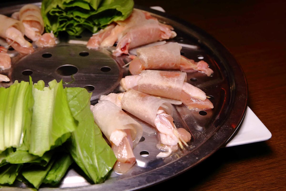 【食。桃園】御蒸饌蒸氣陶鍋餐廳〜高溫蒸汽烹調，蒸的好鮮！活體水產尚青ㄟ攏底加啦！(已歇業)