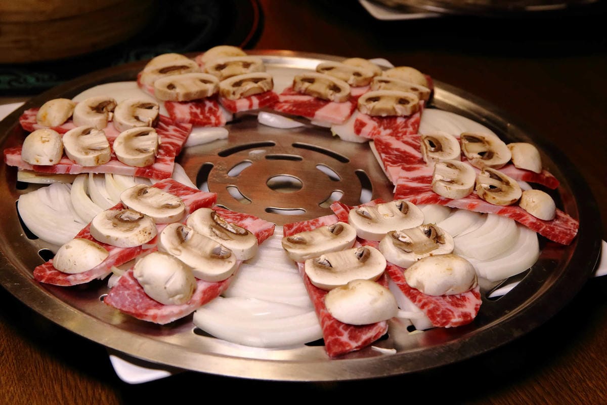 【食。桃園】御蒸饌蒸氣陶鍋餐廳〜高溫蒸汽烹調，蒸的好鮮！活體水產尚青ㄟ攏底加啦！(已歇業)