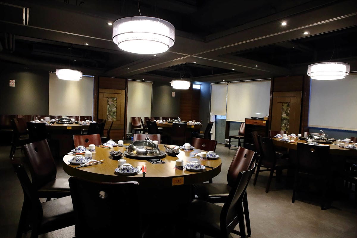 【食。桃園】御蒸饌蒸氣陶鍋餐廳〜高溫蒸汽烹調，蒸的好鮮！活體水產尚青ㄟ攏底加啦！(已歇業)