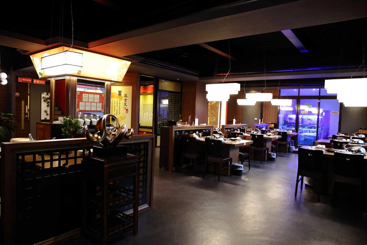 【食。桃園】御蒸饌蒸氣陶鍋餐廳〜高溫蒸汽烹調，蒸的好鮮！活體水產尚青ㄟ攏底加啦！(已歇業)