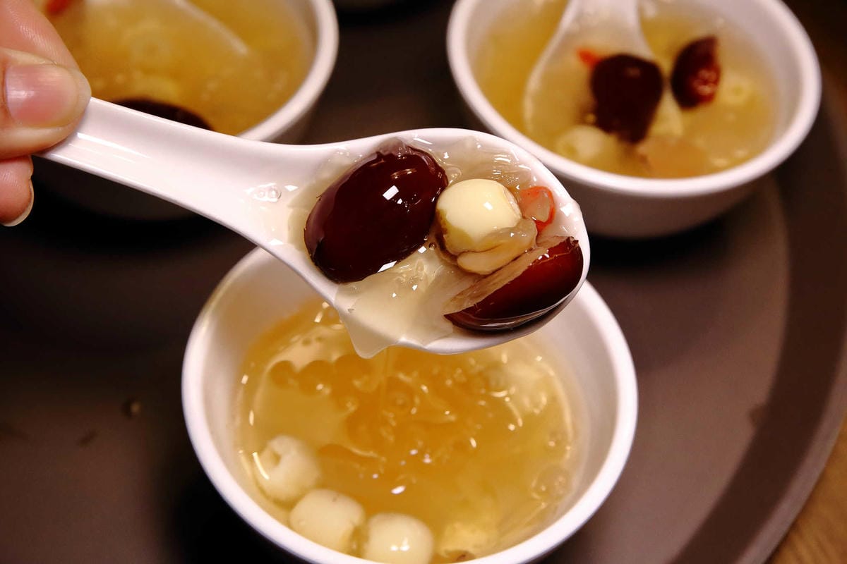 【食。桃園】御蒸饌蒸氣陶鍋餐廳〜高溫蒸汽烹調，蒸的好鮮！活體水產尚青ㄟ攏底加啦！(已歇業)