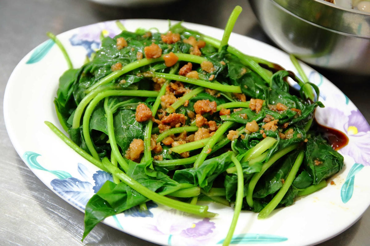 【食。中壢】南桃吳記蛤蜊麵〜內壢美食特色在地小吃。銅板價給你滿滿的蛤蜊,真是俗又「大碗」!