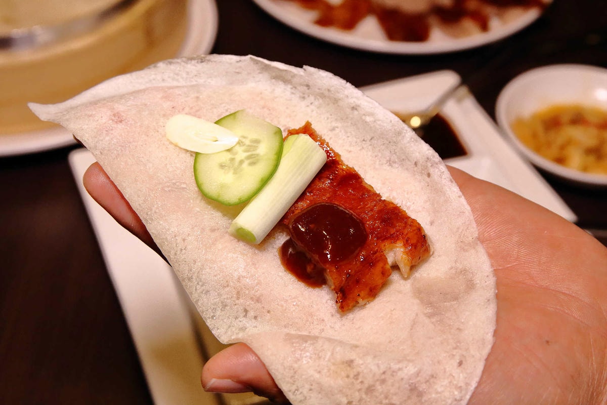 【食。桃園】櫻桃庄海鮮創意料理〜桃園櫻桃鴨。一鴨多變,百吃不膩正宗片皮鴨,外酥內嫩齒頰香!(已歇業)