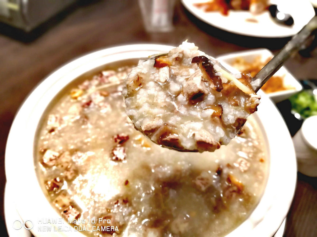 【食。桃園】櫻桃庄海鮮創意料理〜桃園櫻桃鴨。一鴨多變,百吃不膩正宗片皮鴨,外酥內嫩齒頰香!(已歇業)