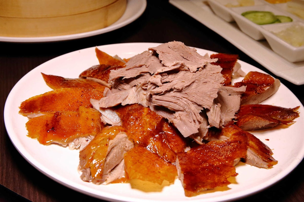 【食。桃園】櫻桃庄海鮮創意料理〜桃園櫻桃鴨。一鴨多變,百吃不膩正宗片皮鴨,外酥內嫩齒頰香!(已歇業)