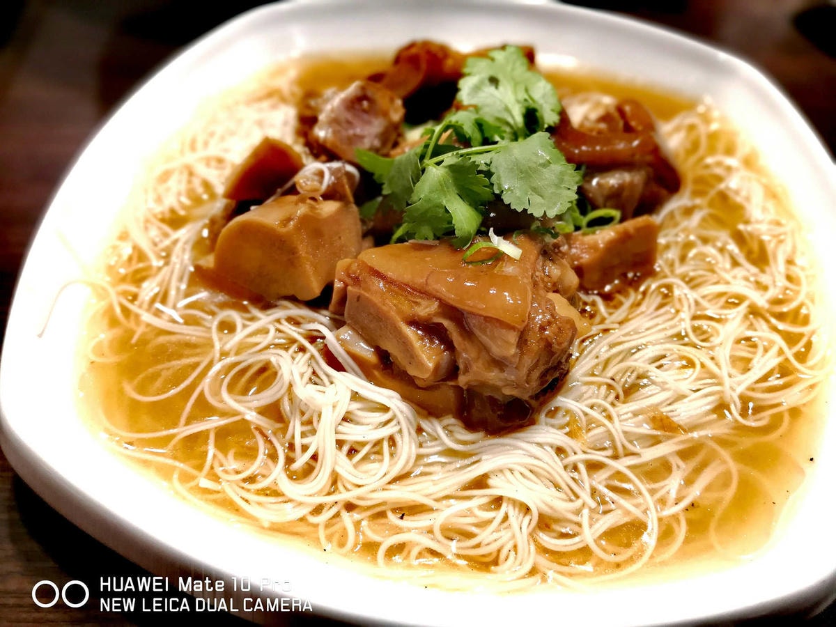 【食。桃園】櫻桃庄海鮮創意料理〜桃園櫻桃鴨。一鴨多變,百吃不膩正宗片皮鴨,外酥內嫩齒頰香!(已歇業)