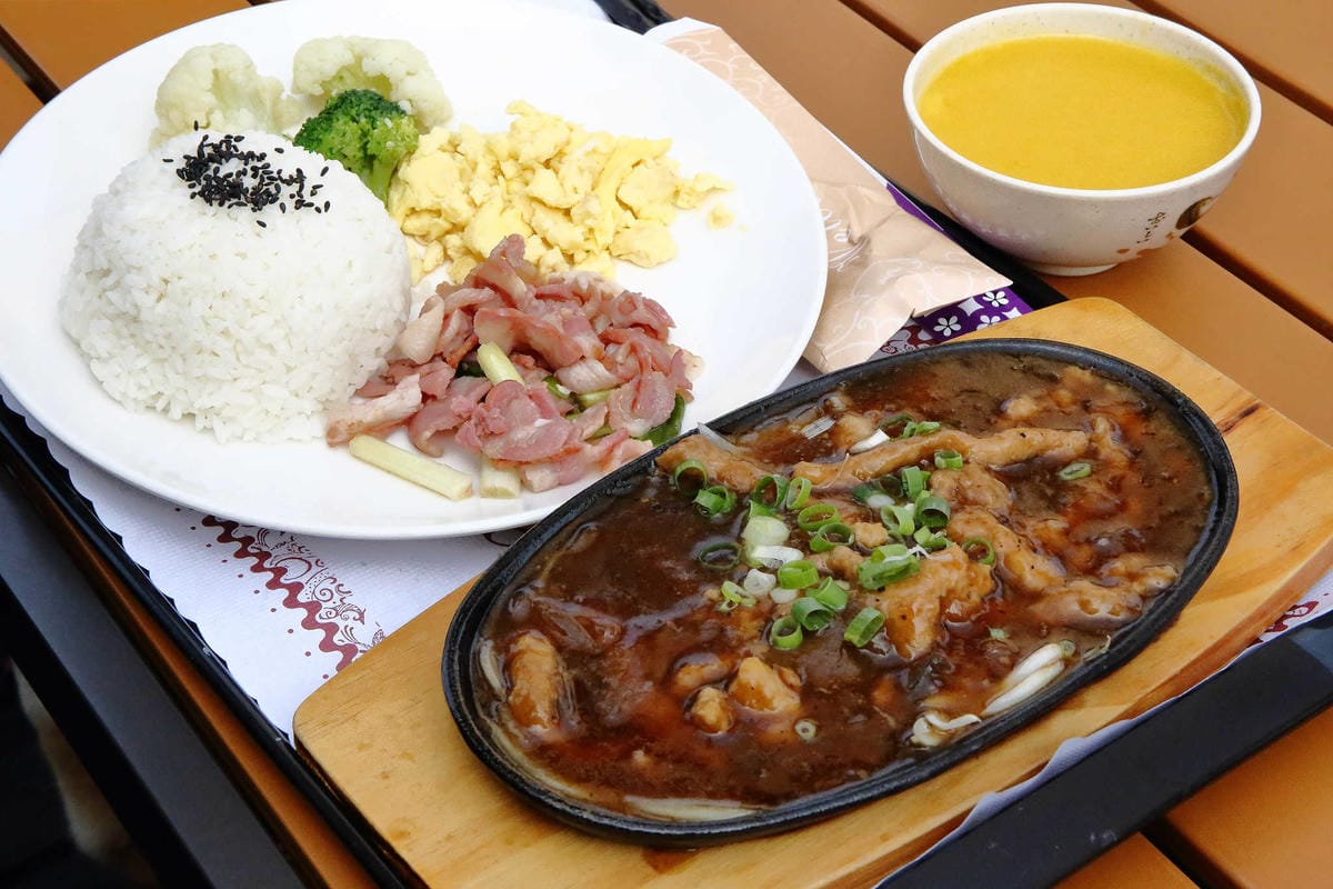 【食。桃園】大園101景觀餐廳〜桃園全新景觀餐廳。航空迷最愛！極光、燈海、飛機起降盡收眼底！(親子寵物友善餐廳)