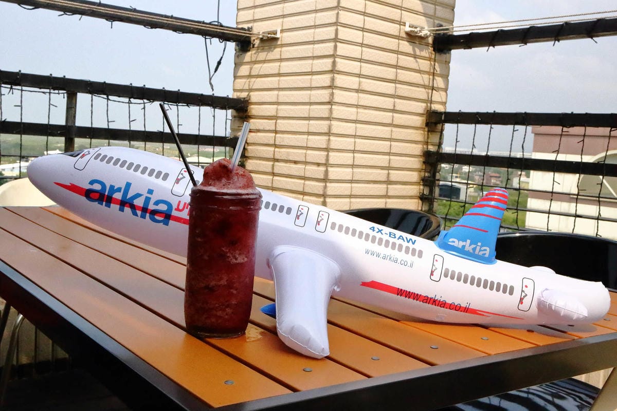 【食。桃園】大園101景觀餐廳〜桃園全新景觀餐廳。航空迷最愛！極光、燈海、飛機起降盡收眼底！(親子寵物友善餐廳)