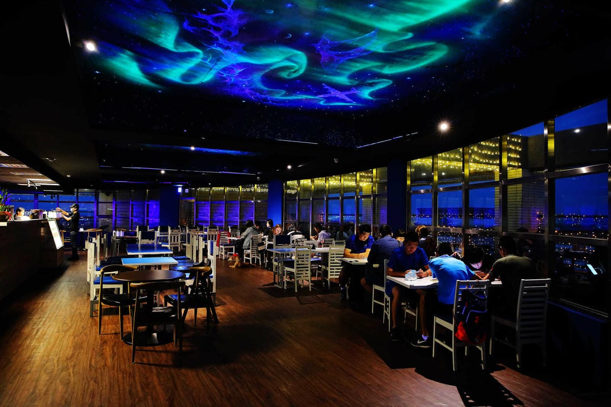 【食。桃園】大園101景觀餐廳〜桃園全新景觀餐廳。航空迷最愛！極光、燈海、飛機起降盡收眼底！(親子寵物友善餐廳)