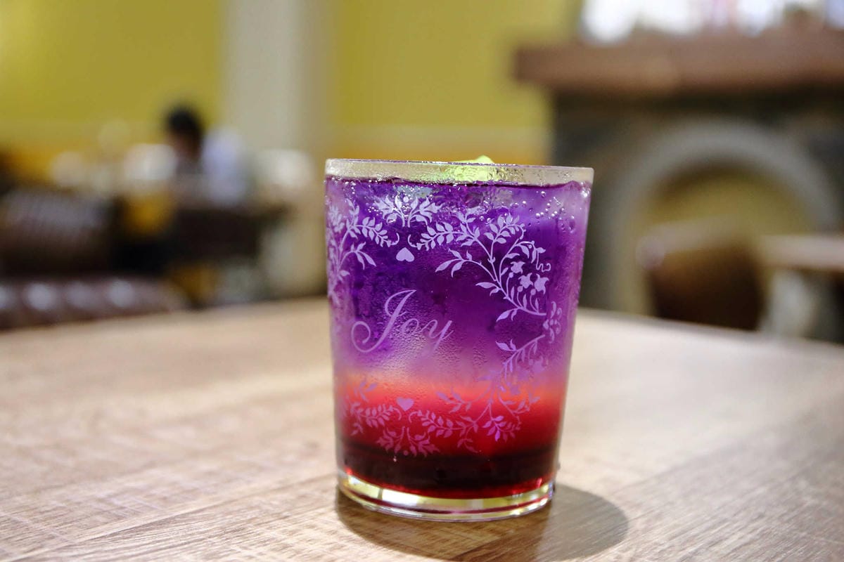 【食。永和】貓子曬太陽〜親子寵物友善餐廳。隱身巷弄的老宅且充滿歐風餐廳氛圍，CP值高的創意義式料理+早午餐