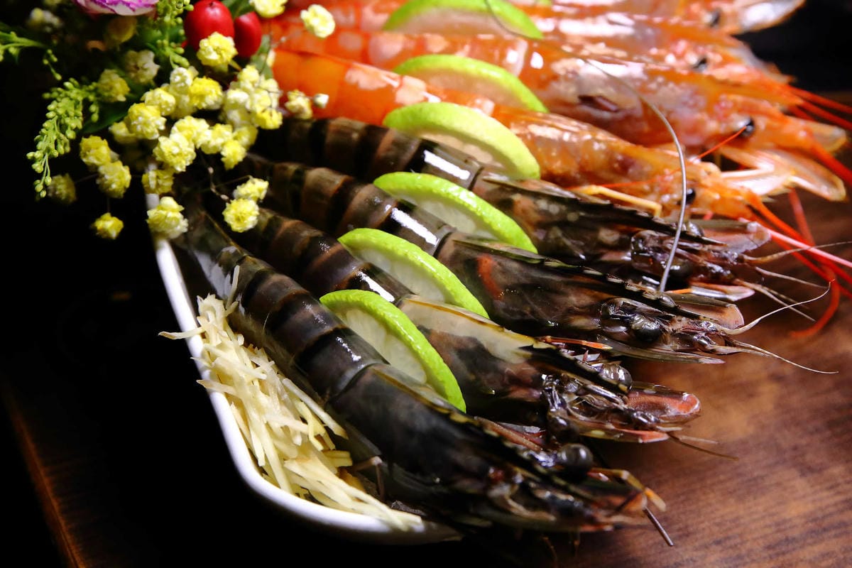 【食。新莊】喜園風味涮涮鍋〜新莊火鍋推薦！人氣老字號火鍋店海陸大餐，涮涮鍋界的LV！